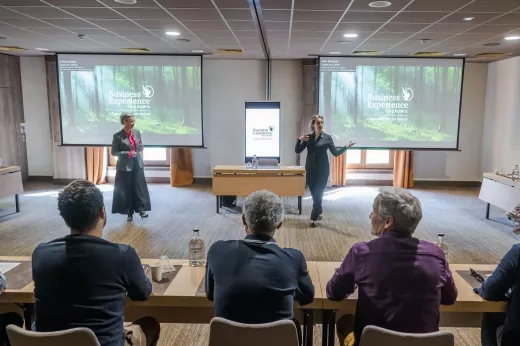 Conférencier salle de conférence